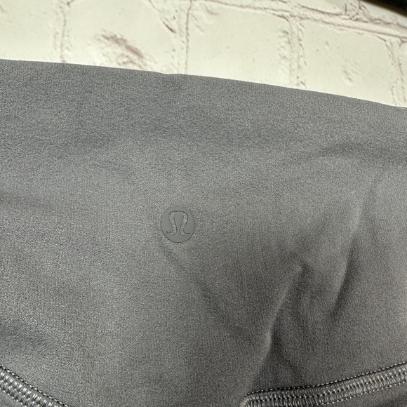 Lululemon Reveal Tight Mesh Stripe gray Leggings Seamless W5BU7S Size 6 - Picture 3 of 4
